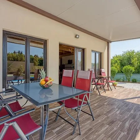 Minja With Private Pool - Happy * Umag