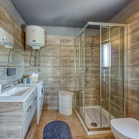 Minja With Private Pool - Happy Villa Umag