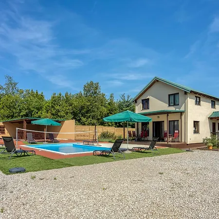 Minja With Private Pool - Happy Villa *